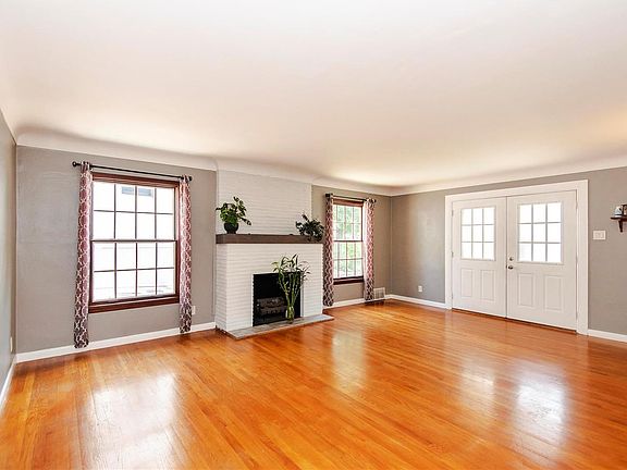 5th image of 7913 La Belle St