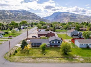 2235 Gentle St, Cody, WY 82414