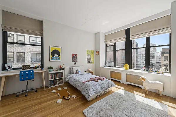 Sold by Compass | media 19