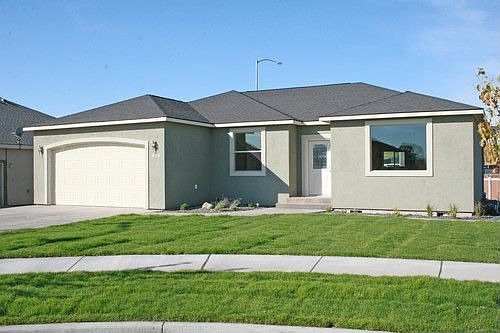 1st image of 614 Torrey Pines Dr