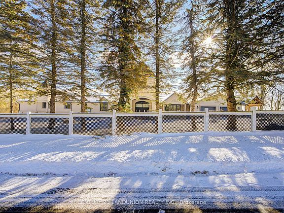 2nd image of 2391 Doane Rd