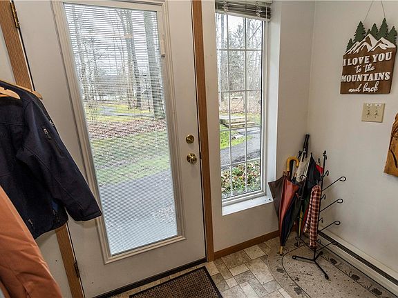 2nd image of 1847 Eagles Ridge Way
