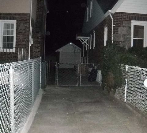 2nd image of 20212 Murdock Ave