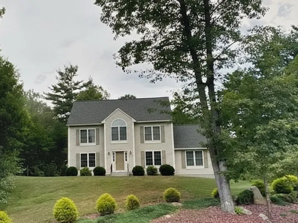 10 Harvard Avenue, Auburn, NH 03032-3985