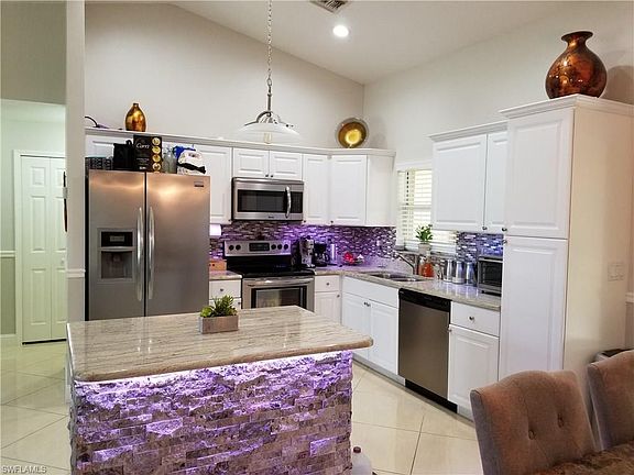 4th image of 575 Pachman Cir