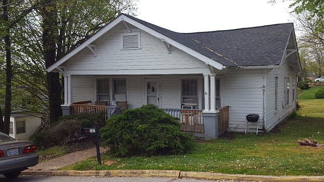 1st image of 511 5th St