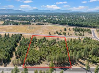 17 Asulkan St, Athol, ID 83801