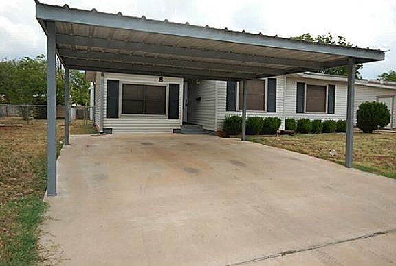 3rd image of 1281 S Bowie Dr
