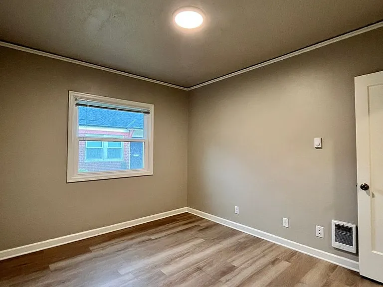 6411 Albina by Star Metro — Photo 9