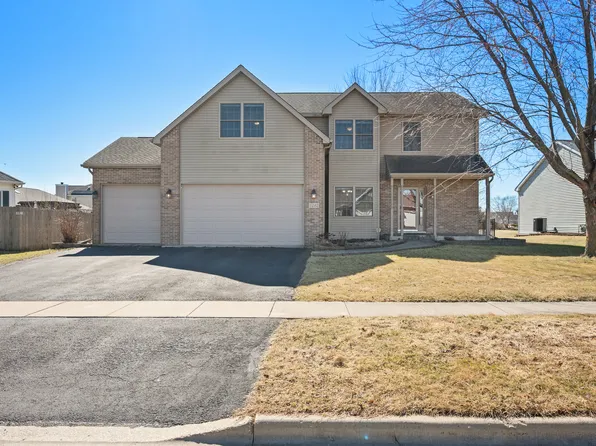 1282 Omega Circle Dr, Dekalb, IL 60115