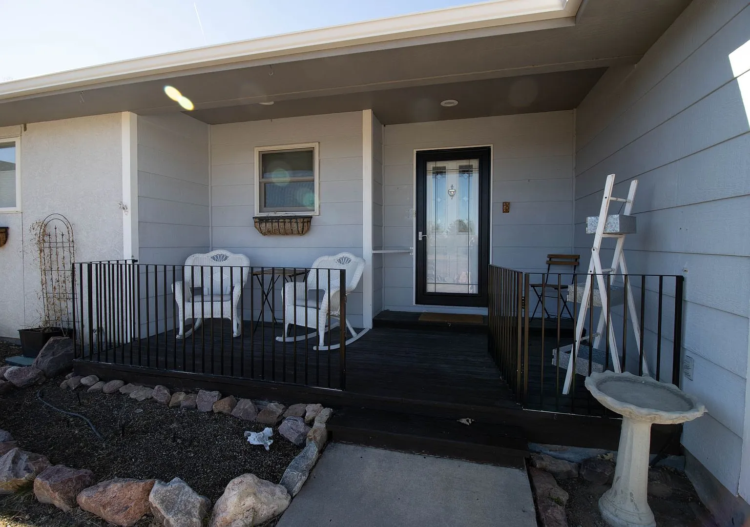 609 Cobblestone — Photo 3