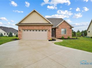 1635 Winterwood Ct, Bowling Green, OH