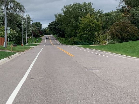 4th image of 2329 Londin Ln E