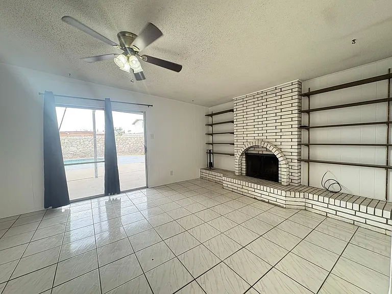 10316 Ashwood Dr — Photo 8