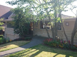 3028 10th Ave W, Seattle, WA 98119