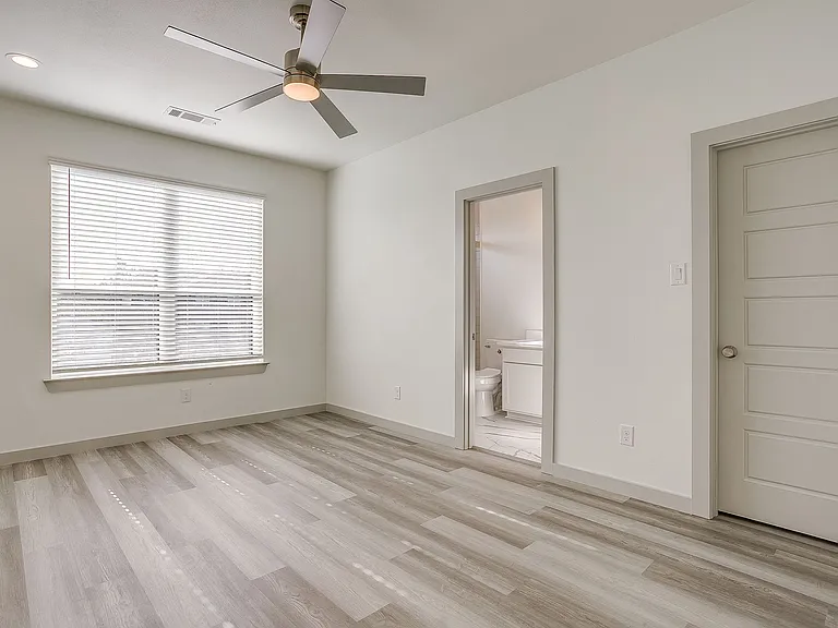3141 McCart Ave — Photo 26
