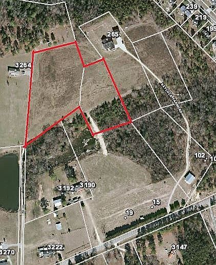 2nd image of 180 Keylock Farm Rd