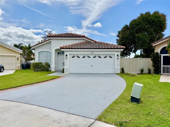 13034 Sheridan Ter, Wellington, FL 33414