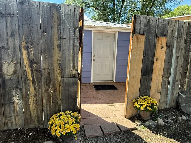 2 bed, 570 sqft, $1,500 — Photo 2