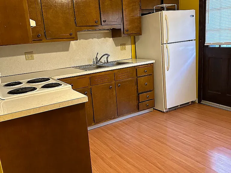 189 Newell Ave #A — Photo 2