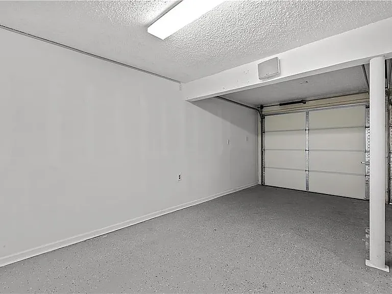 740 Mayland Dr — Photo 23