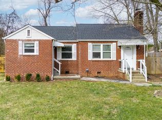 101 Colonial Dr, Knoxville, TN 37920