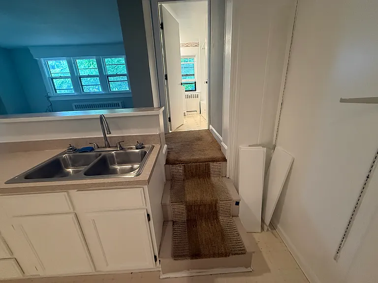 921 W Kalamazoo Ave #7 — Photo 1
