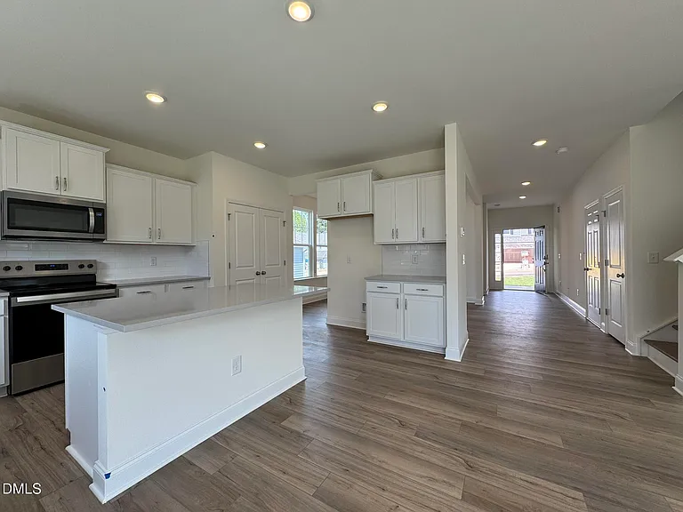 231 Faith Ave — Photo 12