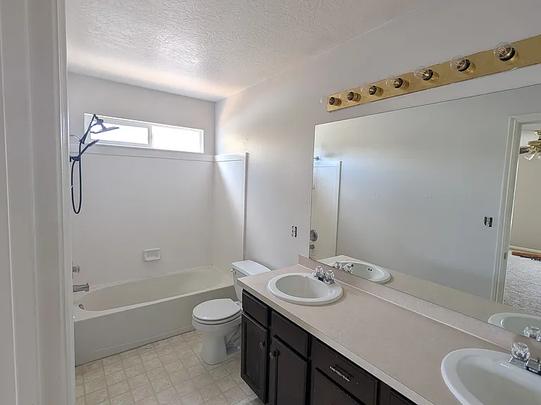 169 W Apple Ave — Photo 14