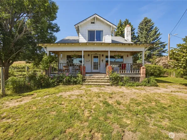 1281 Totem Pole Road, Manson, WA 98831