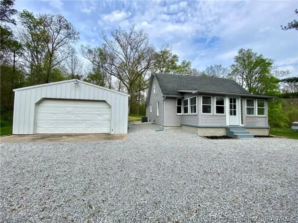 2602 Old State Road, Henryville, IN 47126