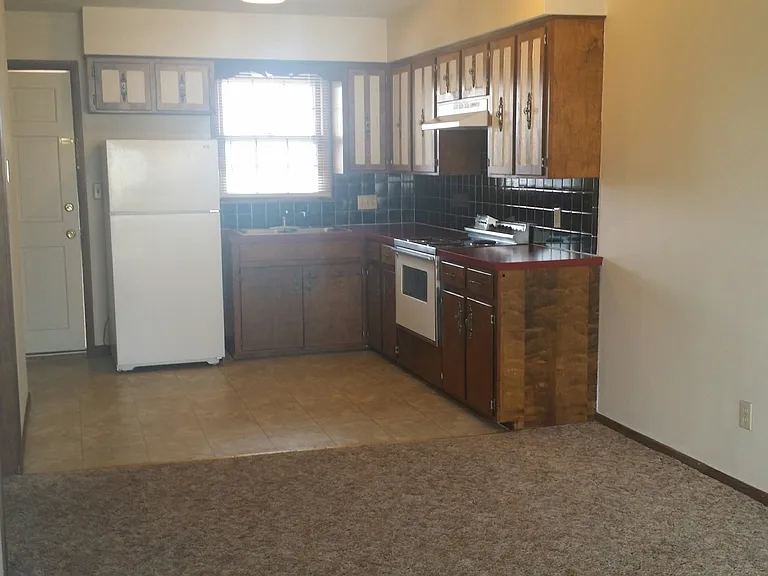 432-438 E Harrison St — Photo 9