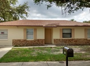 210 Yale Dr, Sanford, FL 32771