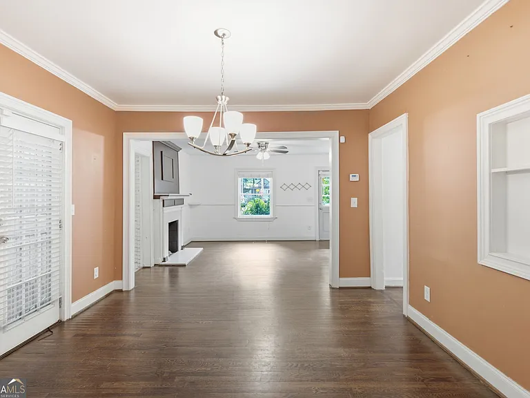 1669 Emerald Ave SW — Photo 9