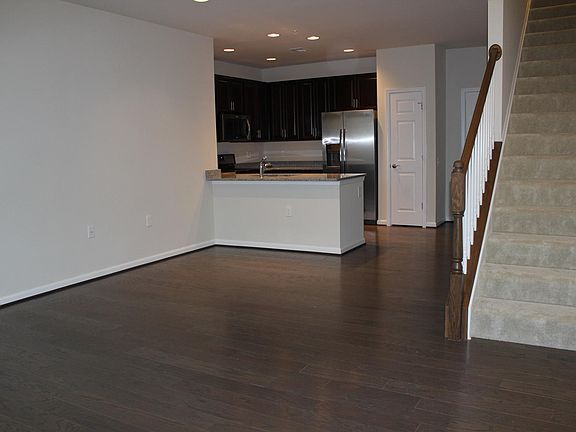 4th image of 2943 Gilder Way #71