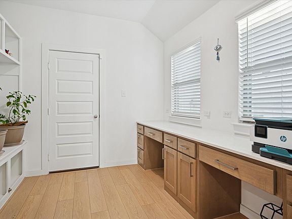 2nd image of 4806 Marlin Hill Dr
