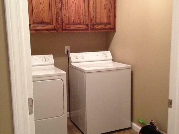 2nd image of 115 Kali Ln APT A