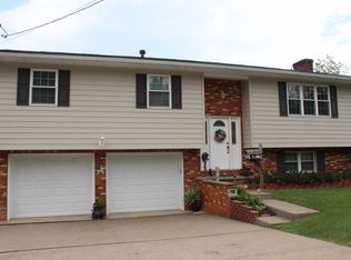 710 Worthington Dr, Bridgeport, WV 26330