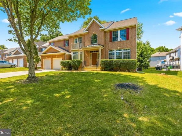 10106 Bartley Way, Lanham, MD 20706