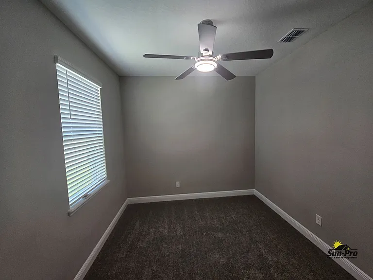 379 Birkdale Dr — Photo 27
