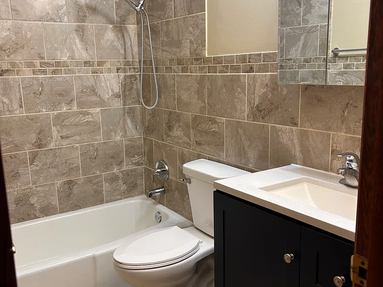 504 Margate Dr — Photo 6