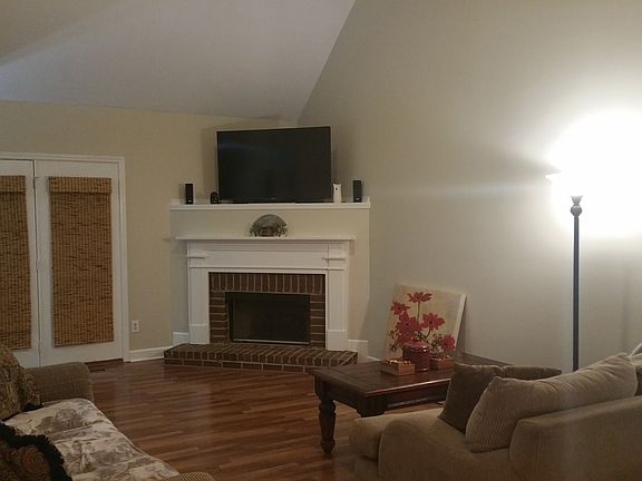 5th image of 1149 Summerville Cir