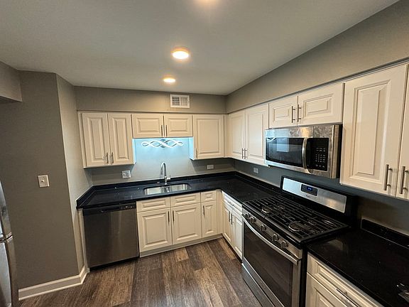 4th image of 831 E Glenwood Lansing Rd APT 609