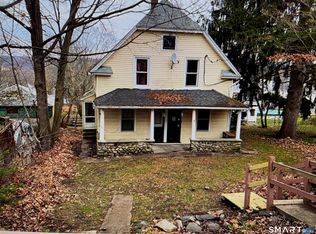 17 Hawthorne Terrace, Torrington, CT 06790