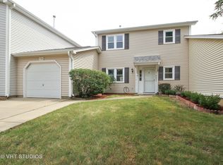 1924 Wildwood Cir, Glendale Heights, IL