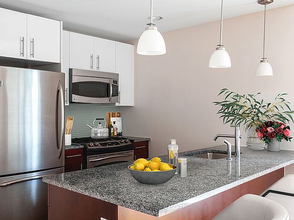 3rd image of 2130 A C P Jr Blvd APT 2G