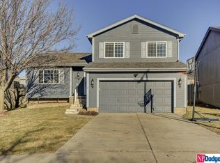 18674 Berry St, Omaha, NE 68135