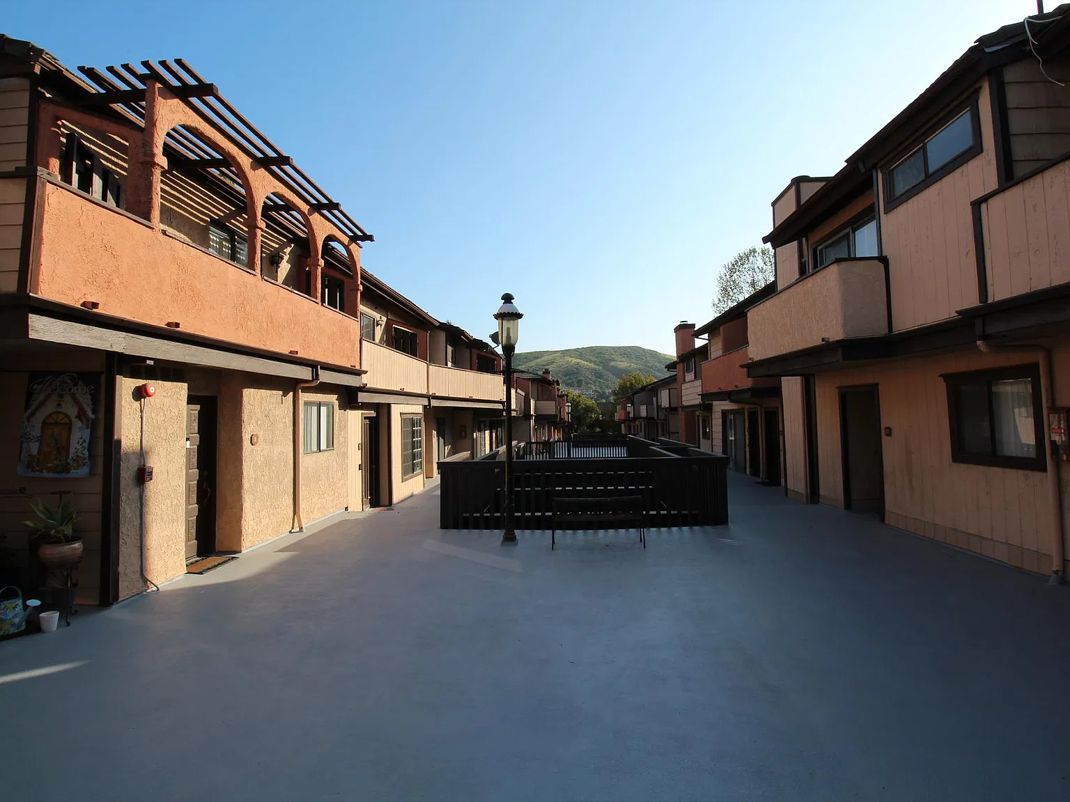 Agoura Carriage House LLC — Photo 2