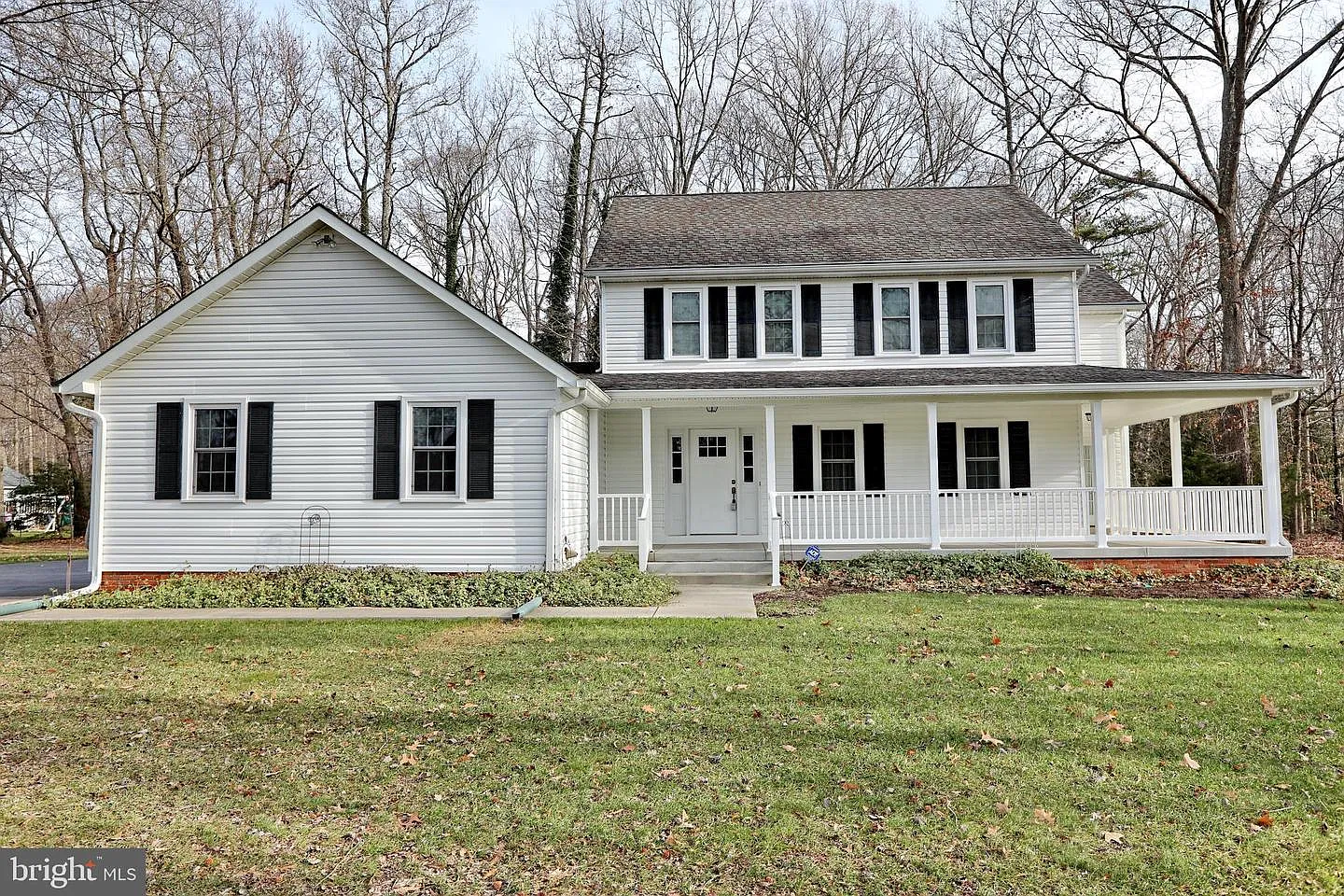 8758 King George Ct photo 1