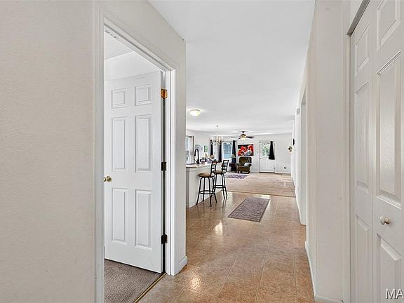 3rd image of 549 Rifle Ridge Dr